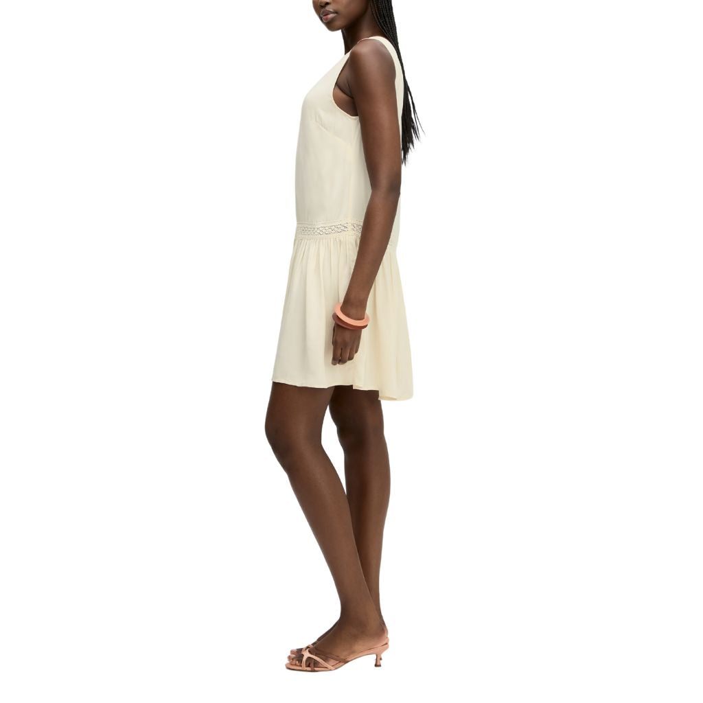 V BK MINI TIERED DRS