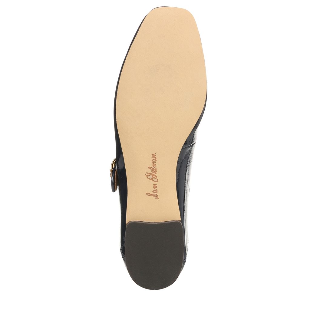Michaela Mary Jane Flat