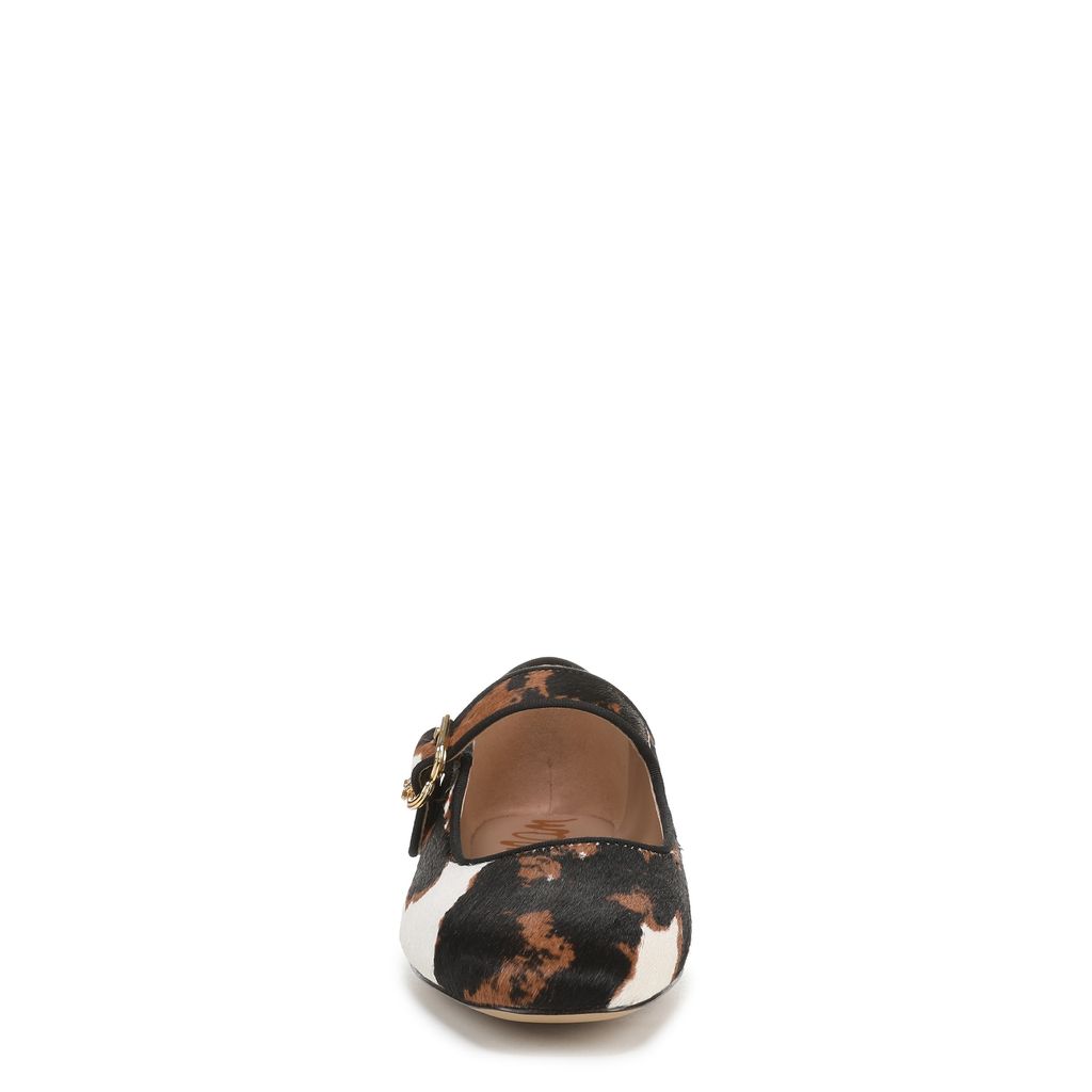 Michaela Mary Jane Flat
