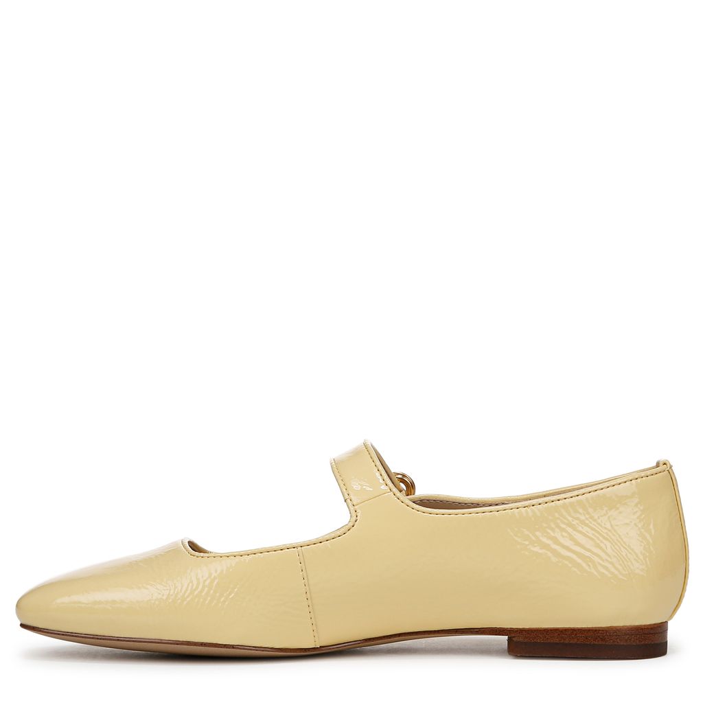 Michaela Mary Jane Flat