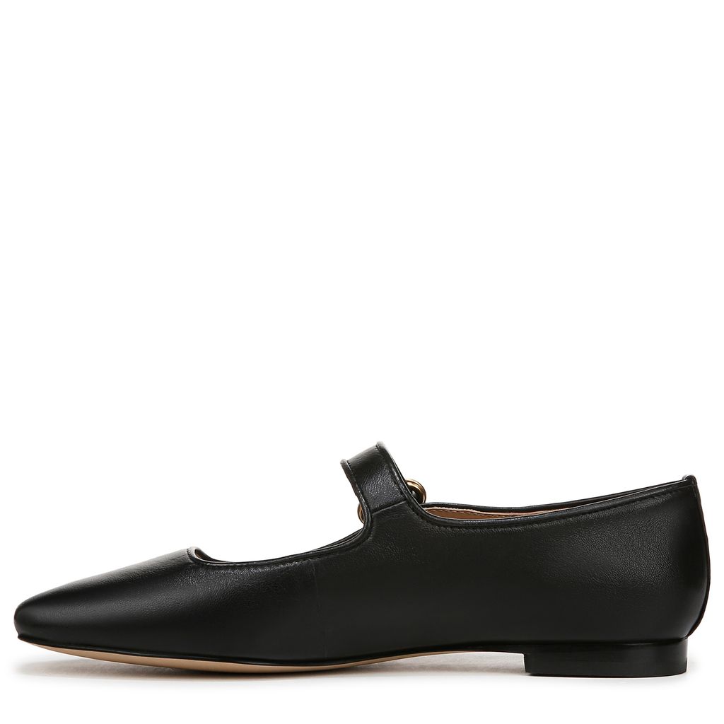 Michaela Mary Jane Flat