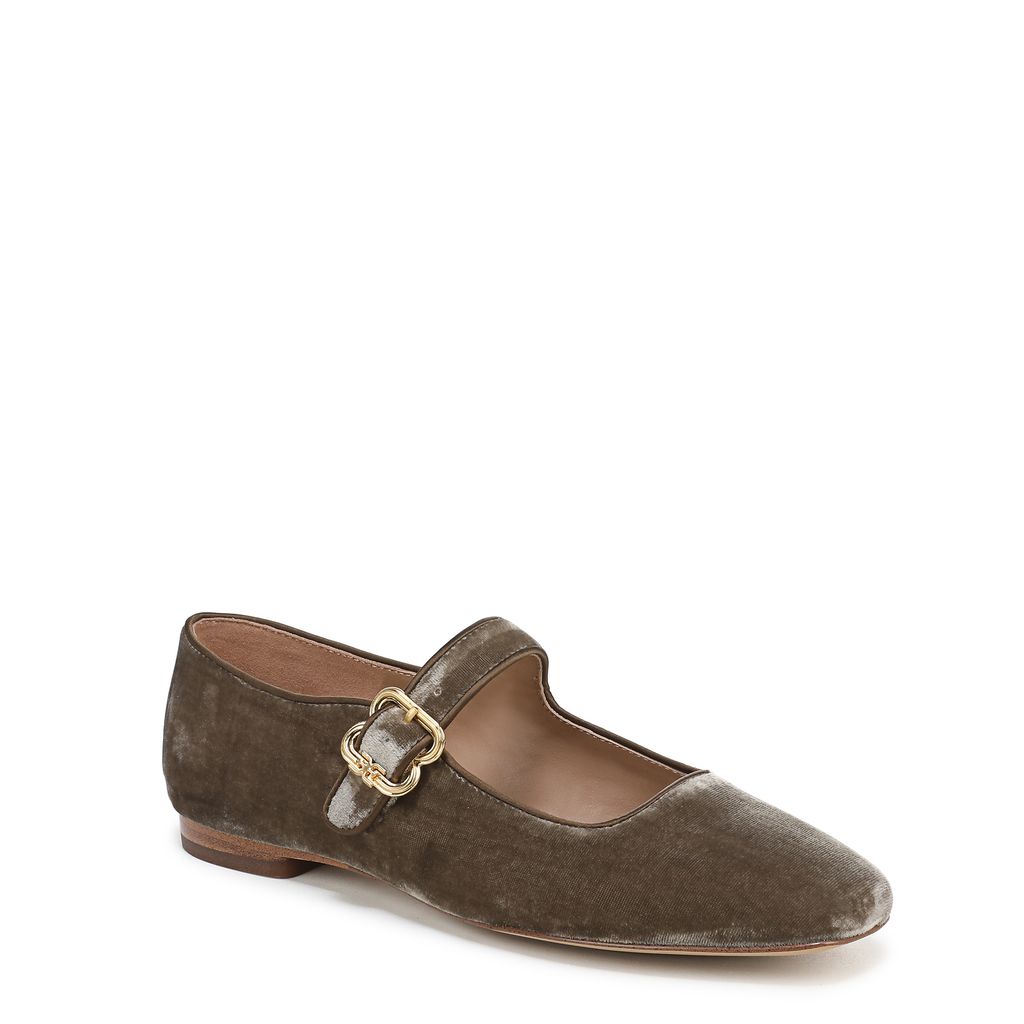 Michaela Mary Jane Flat