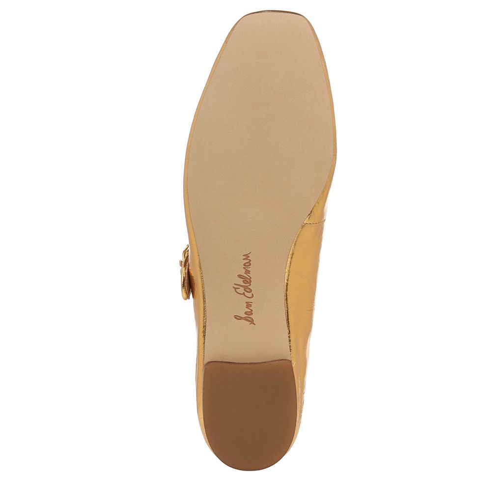 Michaela Mary Jane Flat