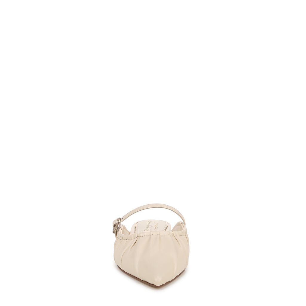 Larissah Flat Mule