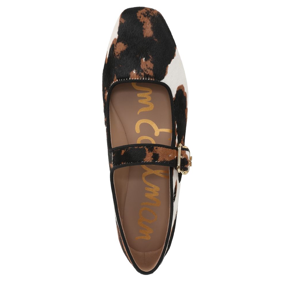Michaela Mary Jane Flat