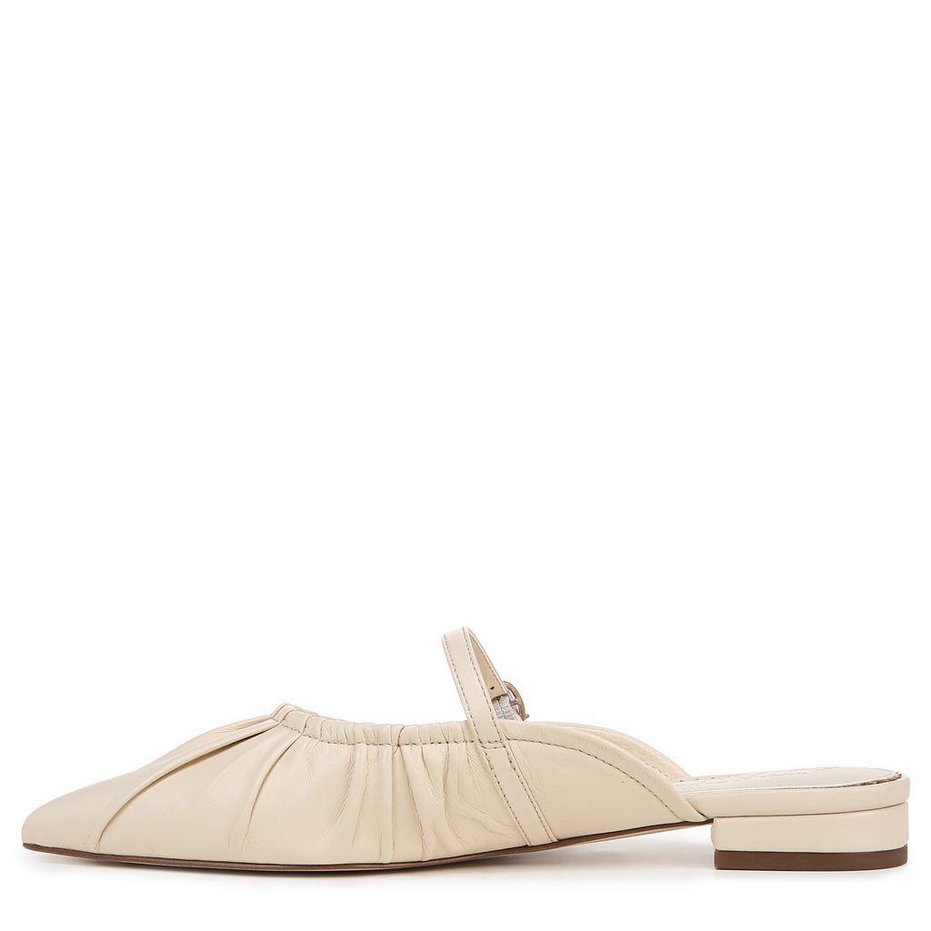 Larissah Flat Mule