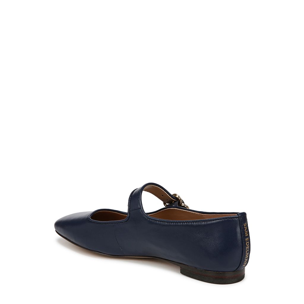 Michaela Mary Jane Flat