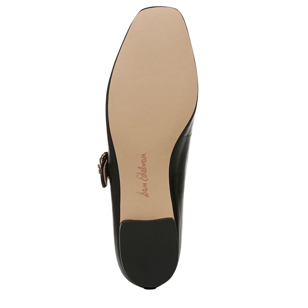 Michaela Mary Jane Flat