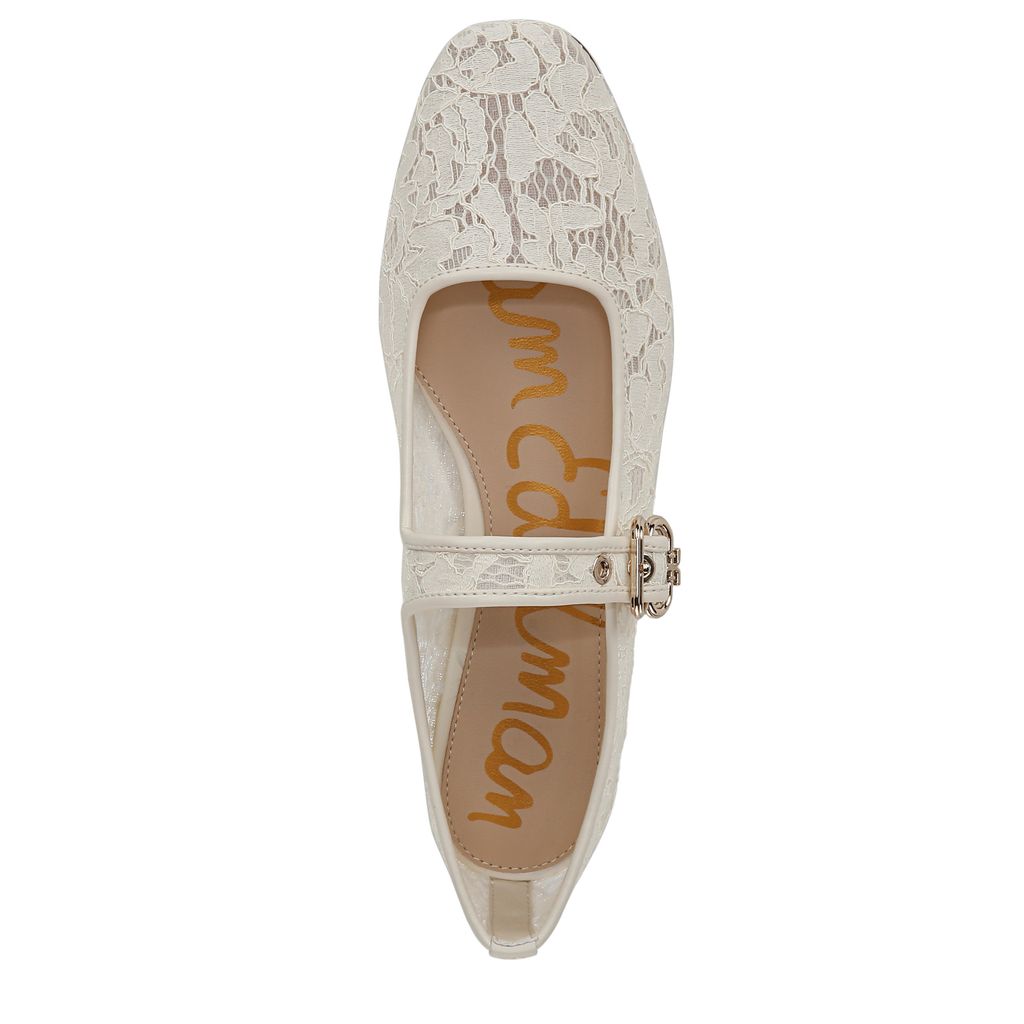 Michaela Mary Jane Flat