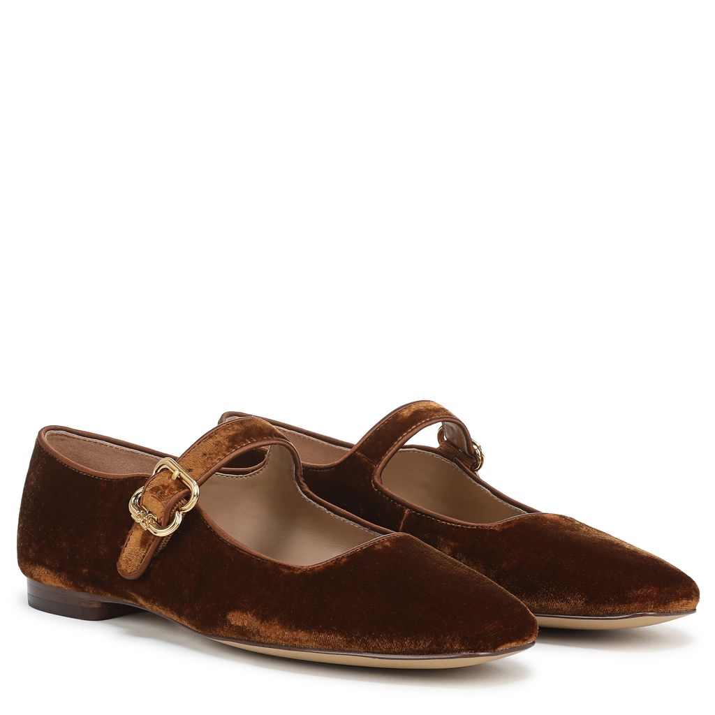 Michaela Mary Jane Flat