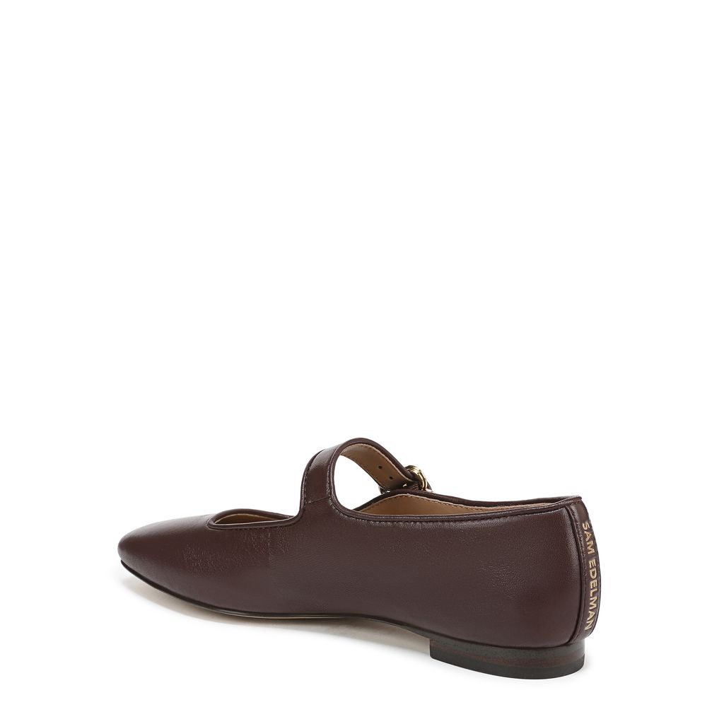 Michaela Mary Jane Flat