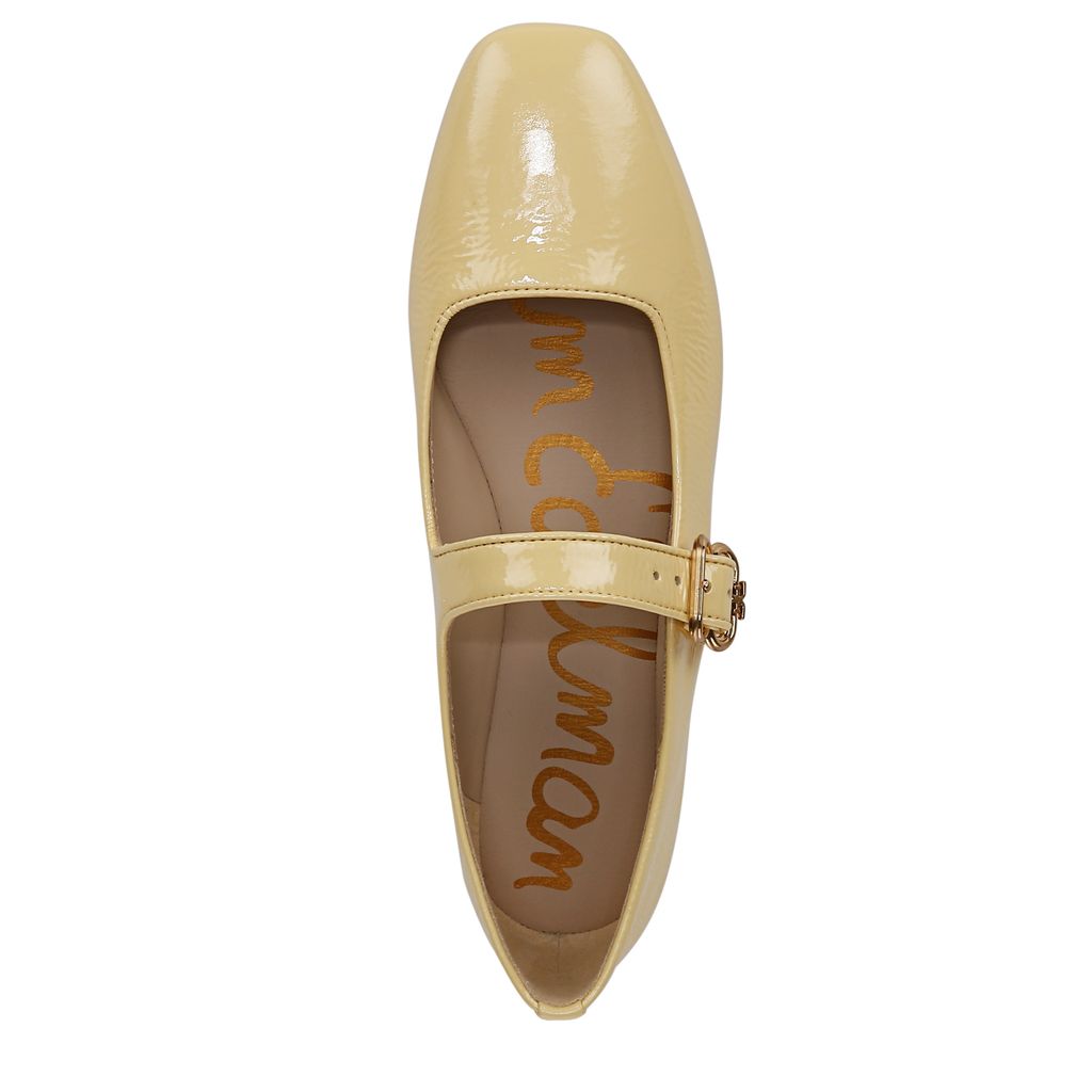 Michaela Mary Jane Flat