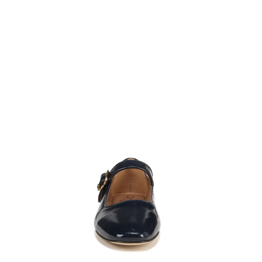 Michaela Mary Jane Flat