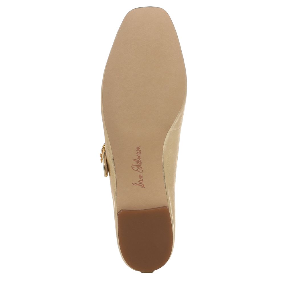 Michaela Mary Jane Flat