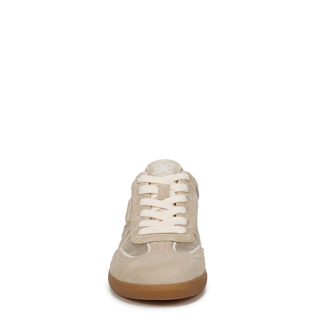 Kyla Sneaker